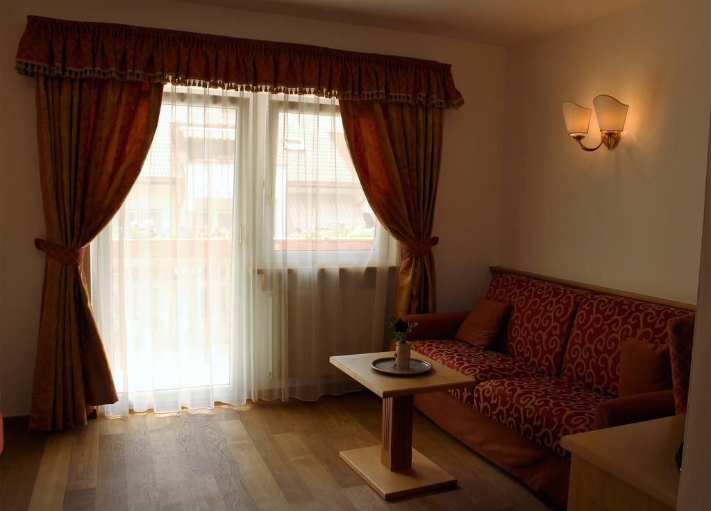 Hotel Rotwand Лаивес Екстериор снимка